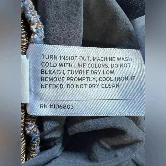 Duluth Trading Company Women’s Jean-Netics High Rise Slim Leg Jeans - Size 10S - Picture 7 of 9